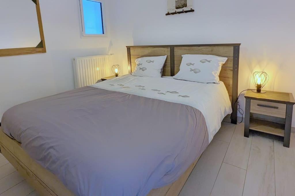Appartement Pour 3 Personnes Sur La Plage Les Pieds Dans Leau Plonevez-Porzay Ngoại thất bức ảnh